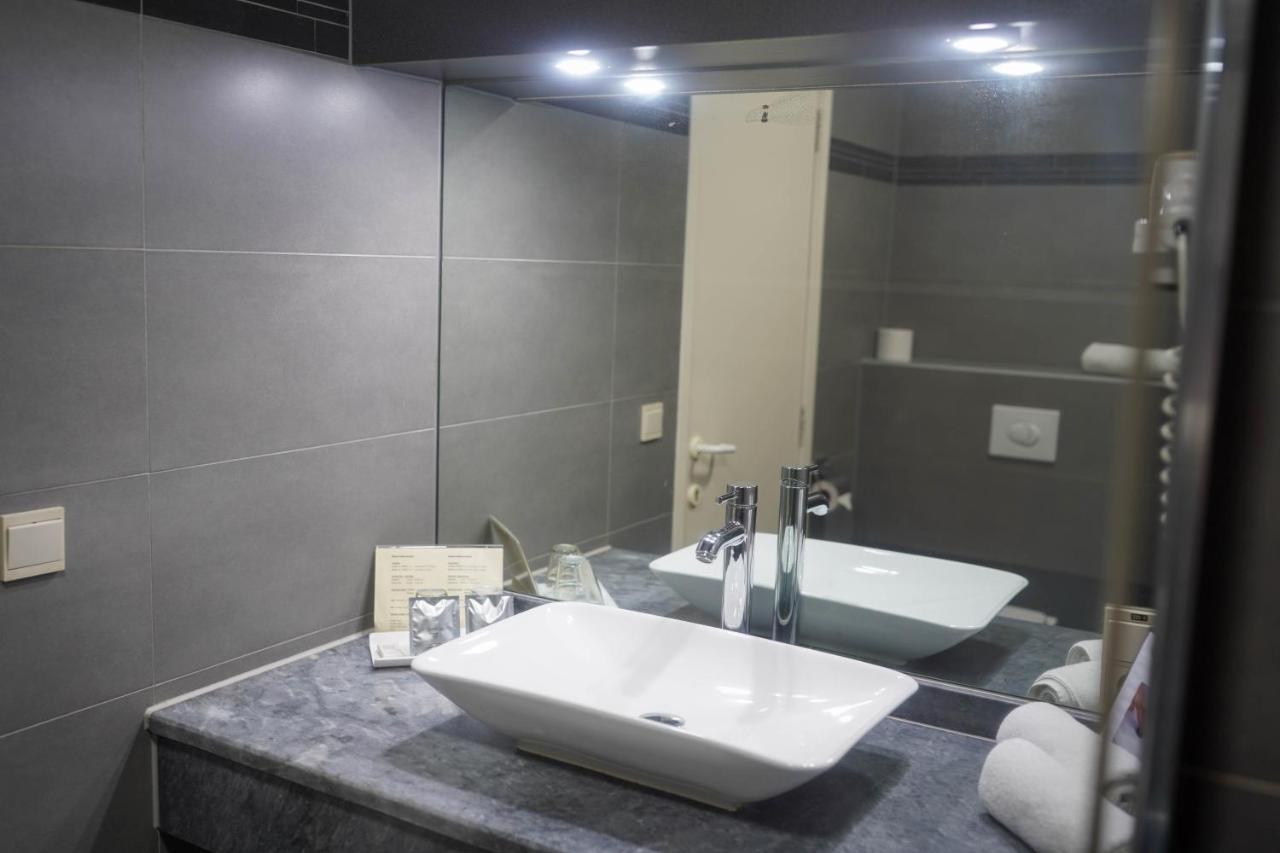 Hotel Prins Van Oranje Дист Экстерьер фото