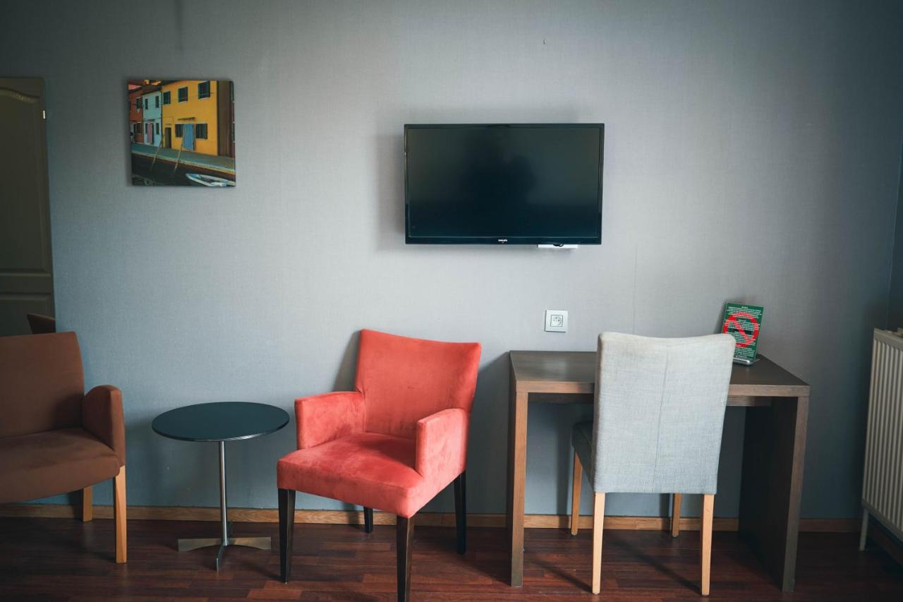 Hotel Prins Van Oranje Дист Экстерьер фото